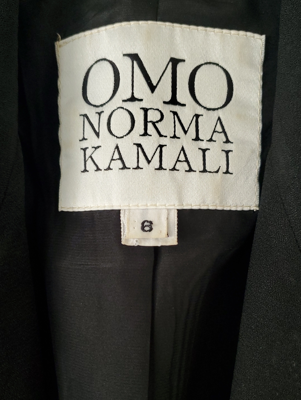 Norma Kamali OMO Vintage Blazer - Picture 2 of 4